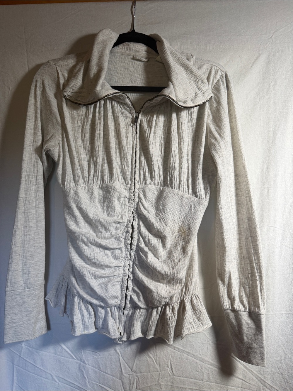 ELIOSE Light Gray Women’s Zip-Front Jacket with Ruffle Hem